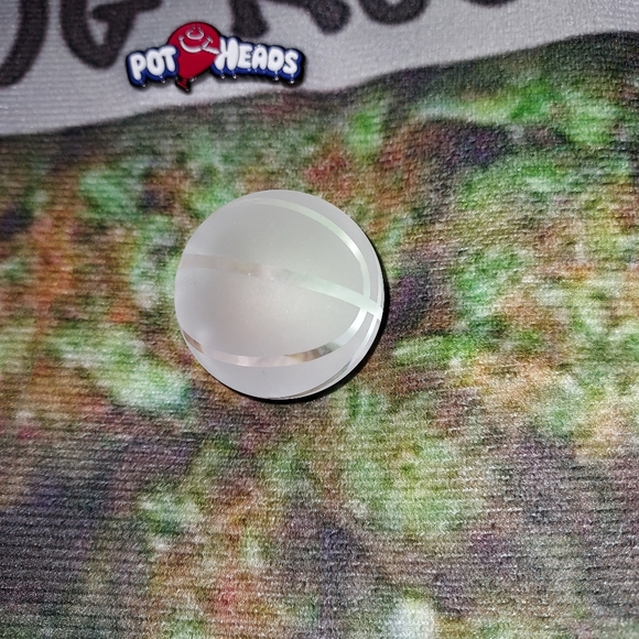 Crystal Basketball 🏀 (40 mm) - Picture 6 of 11